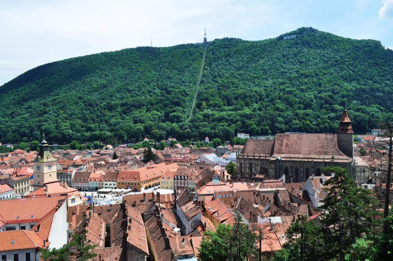 Jasmine Serenity Apartment - Central, Behind Black Church Braşov Esterno foto